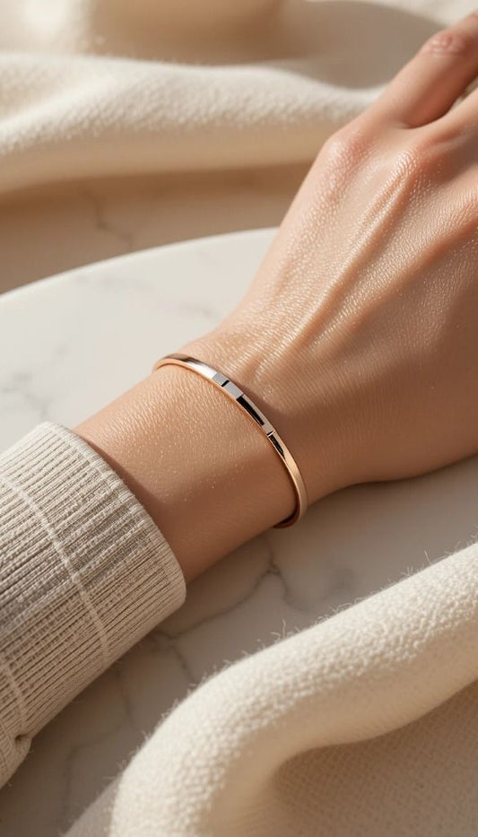 Elegant Gold Cuff,  Adjustable Anti‑Tarnish Style